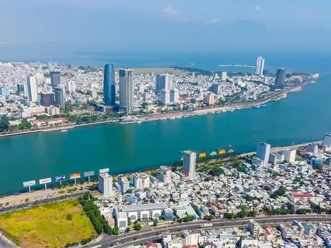 Quy mô GDP Việt Nam năm 2022 đạt bao nhiêu tỷ USD theo dự báo mới nhất của các tổ chức quốc tế?