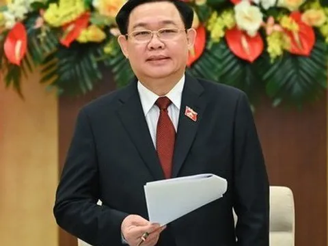 UBTVQH cho ý kiến phương án điều chỉnh tiền lương; công tác nhân sự