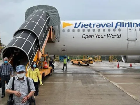 Mới công bố bán vé bay Tết 2023, một hãng hàng không đã lấp đầy 60% số chỗ