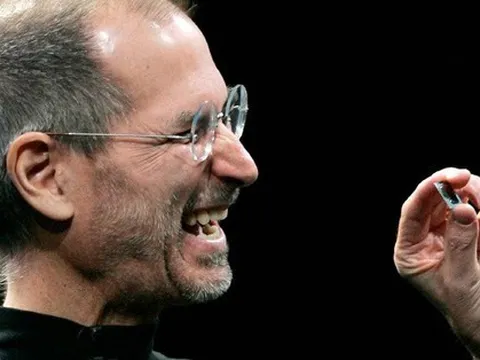Nỗi ám ảnh của Steve Jobs về iPhone và sự thật phía sau dòng chữ “Designed by Apple in California. Assembled in China”