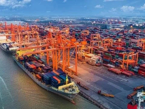 Xuất khẩu đối diện với nhiều thách thức trong những tháng cuối năm