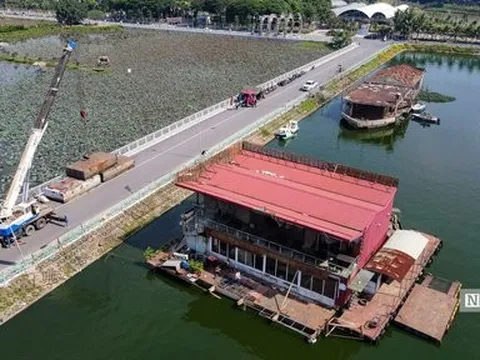 Tiếp tục phá dỡ những du thuyền cuối cùng ở hồ Tây