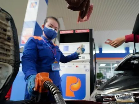 Giám đốc Petrolimex Sài Gòn bác thông tin chiết khấu xăng dầu '0 đồng'