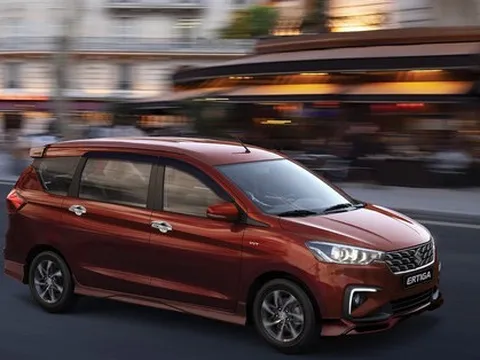 Điều kỳ lạ đang xảy ra với chiếc xe MPV rẻ nhất Việt Nam nhưng chẳng mấy ai buồn ngó ngàng