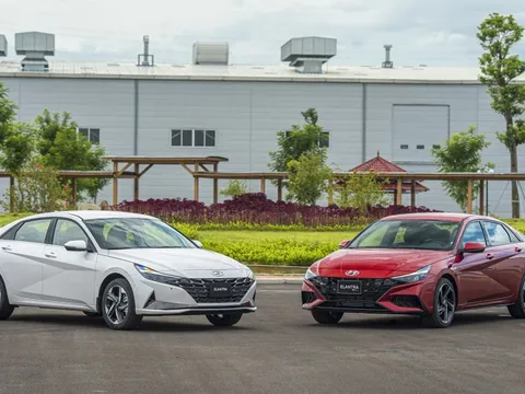 Chào giá từ 599 triệu, Hyundai Elantra quyết đấu Kia K3, Mazda3 tại Việt Nam