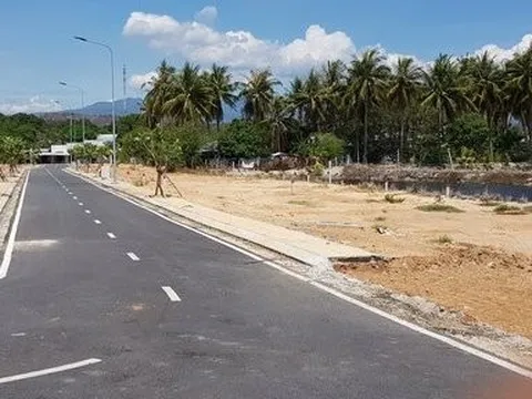 Cách chức Phó Chánh văn phòng Đoàn ĐBQH và HĐND tỉnh Khánh Hòa