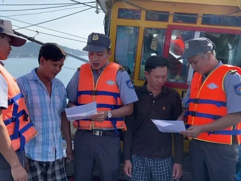 Chi đội Kiểm ngư số 4 tăng cường tuyên truyền chống khai thác IUU