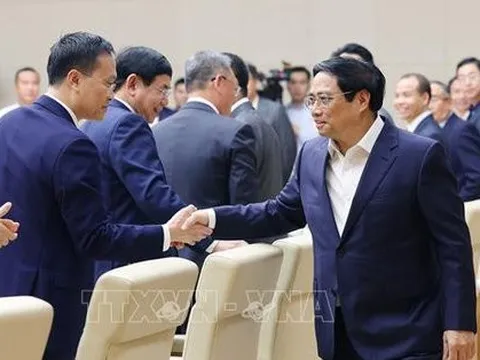Thủ tướng Phạm Minh Chính gặp mặt lãnh đạo các ngân hàng