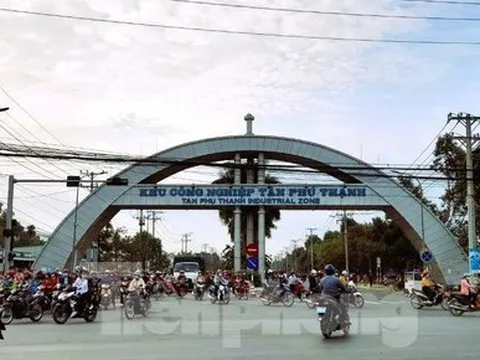 'Chấm điểm' bằng tiền đối với nhà đầu tư khu công nghiệp tại Hậu Giang