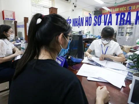 Biên chế công chức: Đoàn giám sát Quốc hội nói "vượt", Hà Nội nói "không"