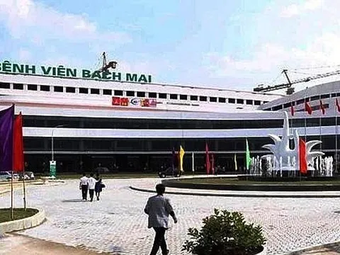 'Thổi' giá thuốc chưa được xử lý kịp thời, trang thiết bị hiện đại 'đắp chiếu' nhiều năm