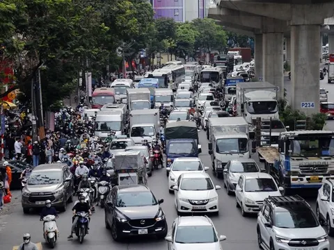 Hoàn thiện mạng lưới giao thông công cộng trước khi thu phí vào nội đô