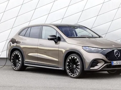 Mercedes EQE SUV ra mắt: GLE điện chạy 590km/sạc, công nghệ đỉnh cao
