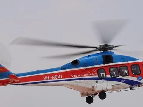 Tạm dừng tour khám phá TPHCM bằng trực thăng