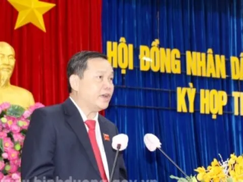 Chủ tịch HĐND Bình Dương bất ngờ xin thôi nhiệm vụ dù chưa tới tuổi nghỉ hưu