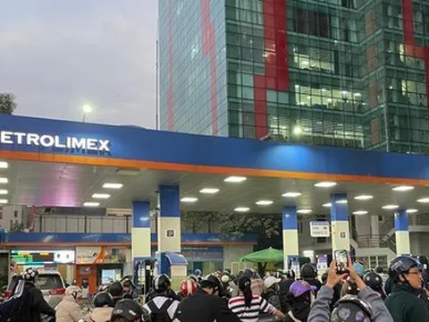 Báo động 'lỗ hổng' dự trữ xăng dầu