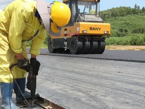 Nỗ lực vượt khó, tăng tốc đưa 4 dự án thành phần cao tốc Bắc-Nam 'cán đích'