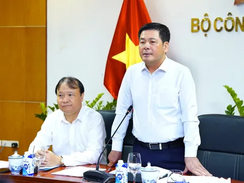 Bộ trưởng Công Thương nêu "hạn chót" về minh bạch thông tin xăng dầu bằng phần mềm