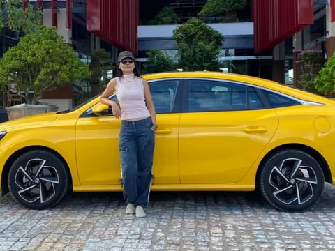 Nhà báo Phạm Thuỷ: Một số phụ nữ mua xe cho mình nhưng lại nhờ chồng, con chọn và xem hộ