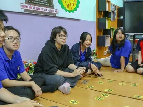 Những người trẻ tự dưng khóc, cười kỳ lạ - Kỳ cuối: Khoảng trống tham vấn tâm lý học đường