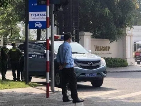 Thực hư hình ảnh xe cảnh sát 113 trước cổng Tập đoàn Vingroup