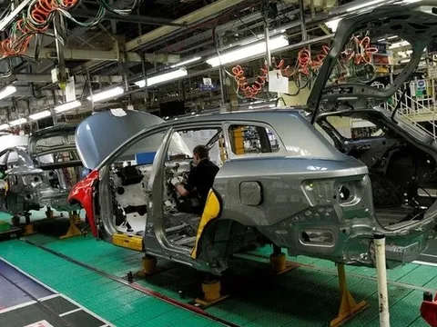 Toyota cắt giảm sản lượng cả năm