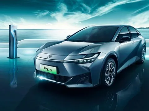 Toyota sắp tung xe điện giá 700 triệu đấu Tesla Model 3 nhưng người dùng quốc tế đừng vội mừng