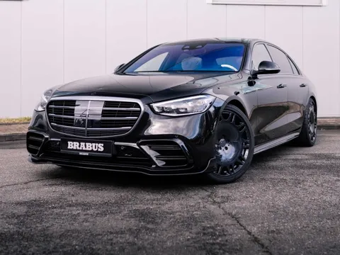 Brabus 500 đầu tiên Việt Nam trước thềm VMS: Siêu sedan hàng hiếm cho khách mục sở thị