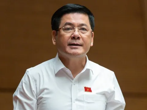 Thiếu xăng dầu tại Tp.HCM là điều “rất đáng tiếc và bất thường”