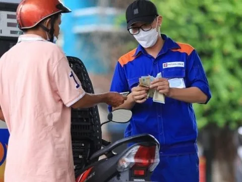 Xăng dầu có bị thao túng giá?