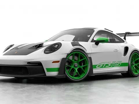 Khám phá Porsche 911 GT3 RS màu xanh Python