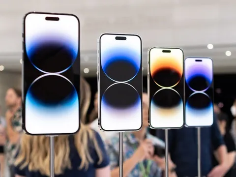 Thị trường smartphone lao dốc: Samsung, Xiaomi, Oppo ‘mất ăn mất ngủ’, chỉ một cái tên cười thầm