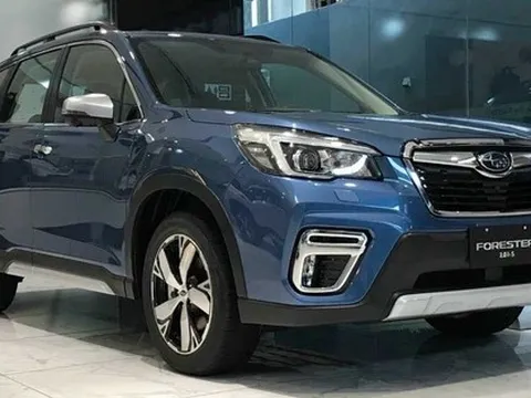 Subaru Forester giảm giá 'kịch sàn' tại VMS: Từ 869 triệu đồng, thêm cạnh tranh trước CR-V, CX-5