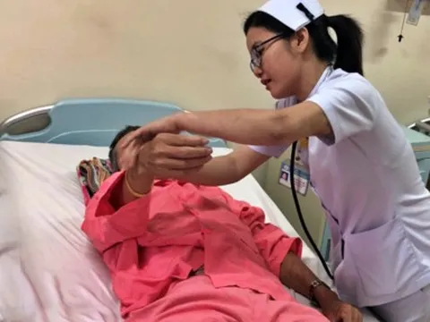 Tp.HCM: Đề xuất các giải pháp “giữ chân” điều dưỡng tại bệnh viện công