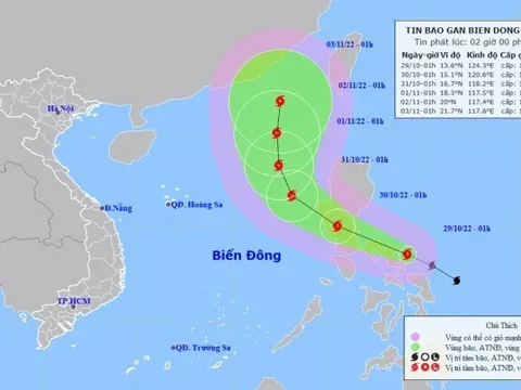Bão Nalgae giật cấp 12 đang tiến vào Biển Đông