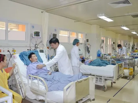 Bác sĩ mới ra trường năm 2023 thì sẽ có mức lương bao nhiêu?