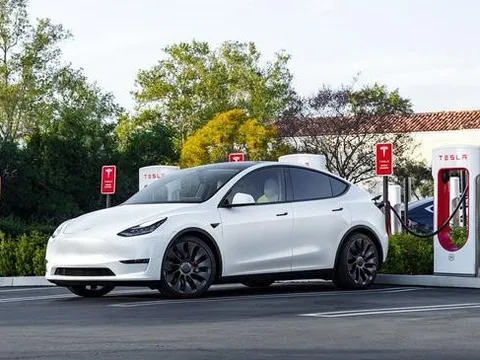Góc chiều khách: Tesla cho người dùng được quyết định vị trí trạm sạc, ở bất kỳ nơi nào mà họ muốn