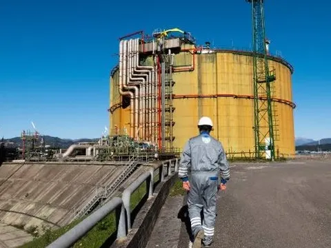 Giá khí đốt tại châu Âu đột ngột lao dốc, chuyện gì đang xảy ra?