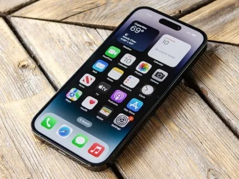 Người Việt sẽ rất khó mua iPhone 14 Pro Max trực tiếp ngay tại cửa hàng