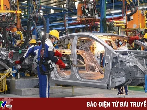 Việt Nam tăng trưởng nhanh nhất Đông Nam Á trong 2 năm