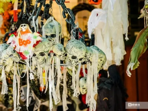 Chủ nghĩa tiêu dùng nhìn từ lễ hội Halloween ngốn tiền giới trẻ