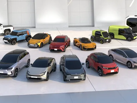 Toyota 'quay xe', dừng sản xuất nhiều xe điện đã lên kế hoạch