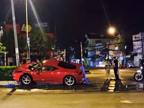 Nhìn lại những vụ tai nạn siêu xe Ferrari tại Việt Nam
