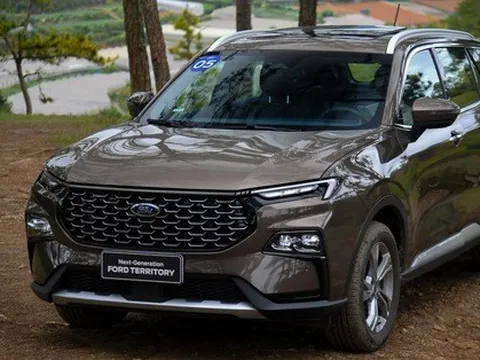 Người Việt đón xe mới nhiều nhất năm trong tháng 10: Từ vài trăm đến vài tỉ đồng