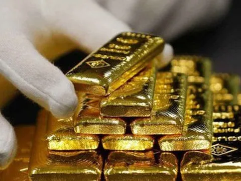 Ai là người mua bí ẩn vừa 'gom' 400 tấn vàng?