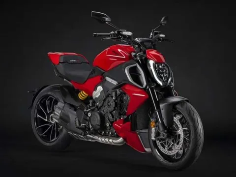 Ducati Diavel V4 2023 "lột xác" với diện mạo hoàn toàn mới