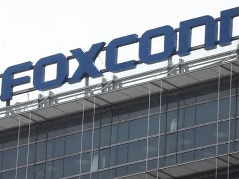 Công nhân lũ lượt rời nhà máy Foxconn, Apple đối mặt thêm thách thức