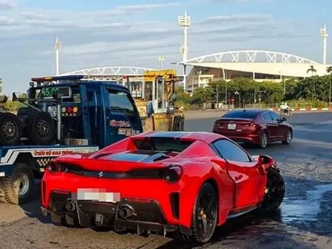 Tài xế lái Ferrari tông chết người ở Hà Nội đã ra đầu thú
