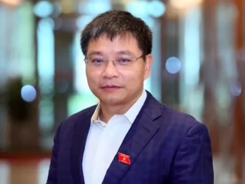 Bộ trưởng Giao thông vận tải Nguyễn Văn Thắng nhận thêm nhiệm vụ mới