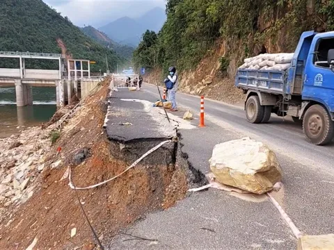 Đường hơn 700 tỉ chưa xong đã đứt gãy: Chủ đầu tư nói gì?